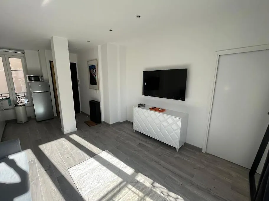 Apartment Vue Mer Le Montana Cannes