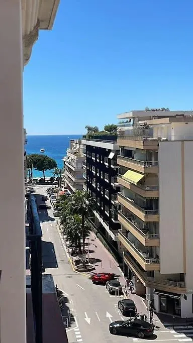 Apartment Vue Mer Le Montana Cannes France